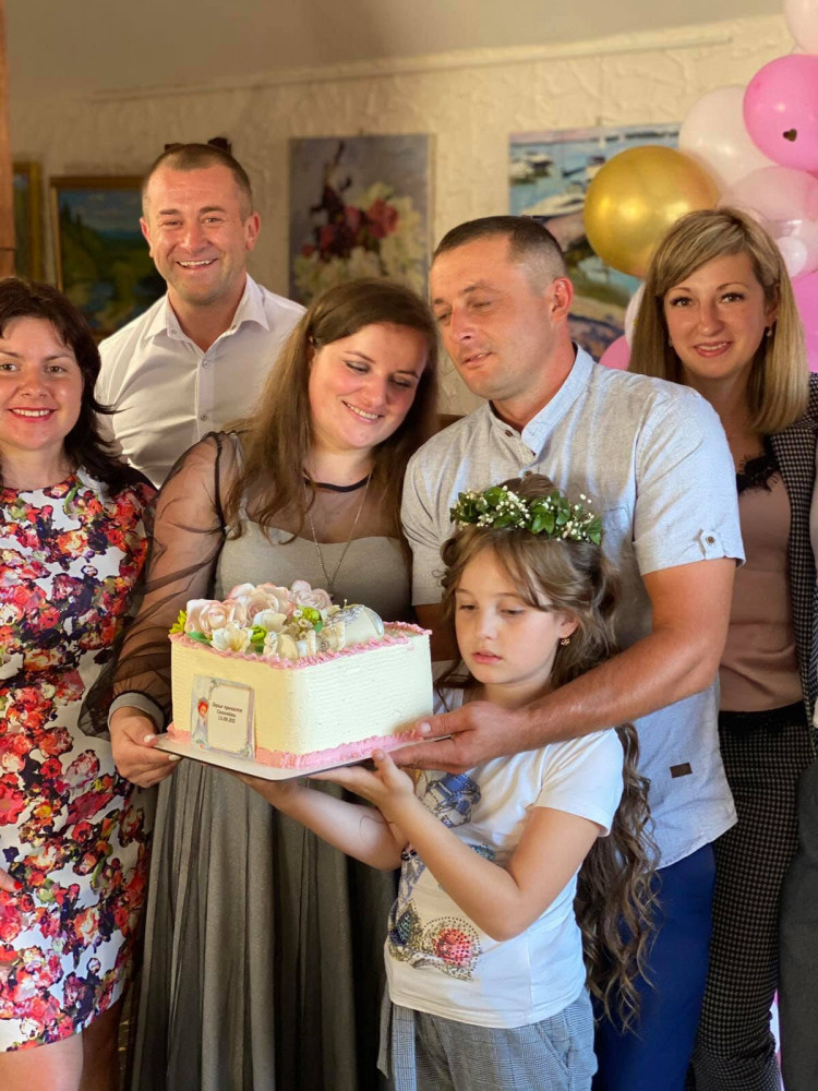 Олег Винник на сімейному дні народження. Фото з фейсбук 