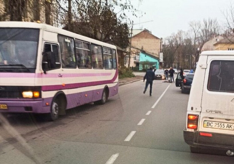 У Дрогобичі під колесами автобуса загинула дитина