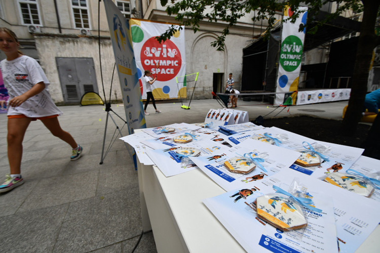 У дворику Ратуші запрацювала фан-зона Lviv Olympic Space