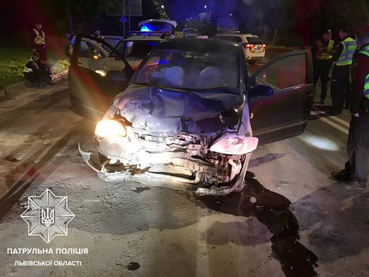 У Львові автомобіль патрульної поліції потрапив у ДТП