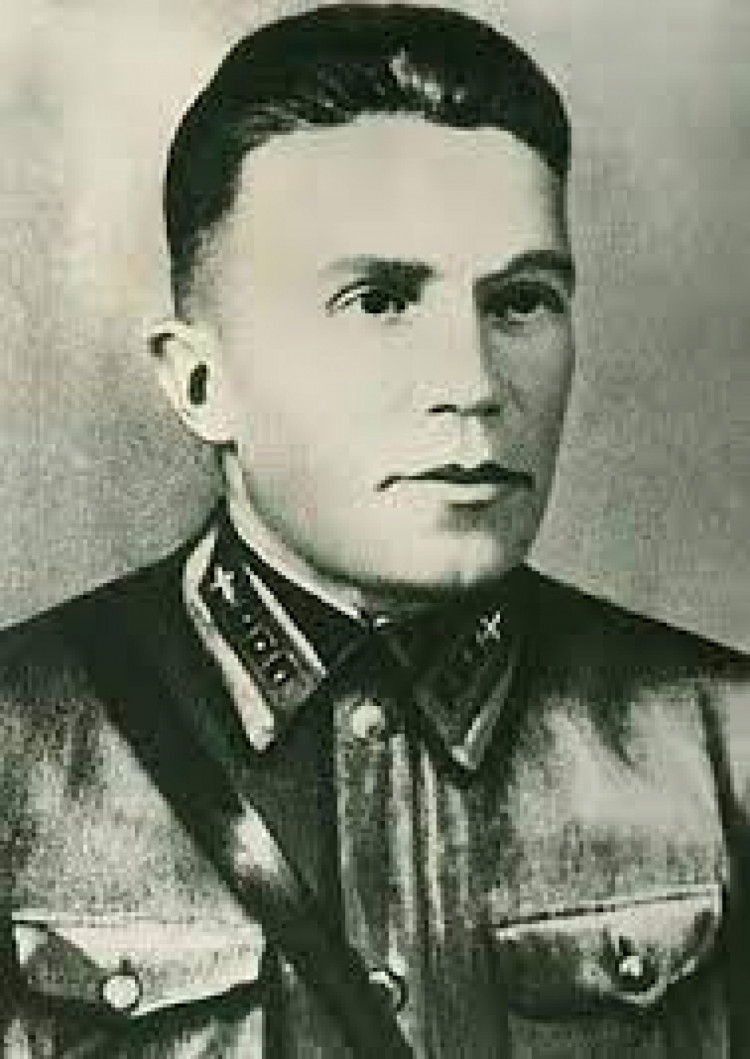 Николай Кузнецов