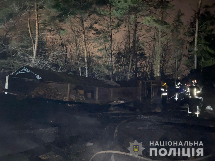 ПОжежа у Шевченківському гаю знищила гуцульську гражду